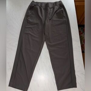 Old navy power soft go dry Stretch Pants L 
 performance flex brown